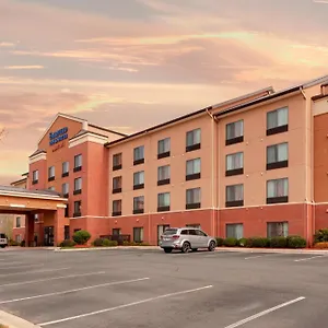 Fairfield & By Marriott Matthews Отель